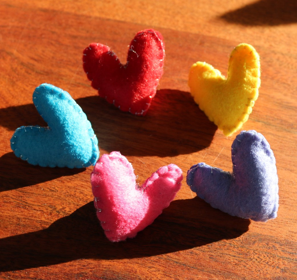 Bunten Filzherzen